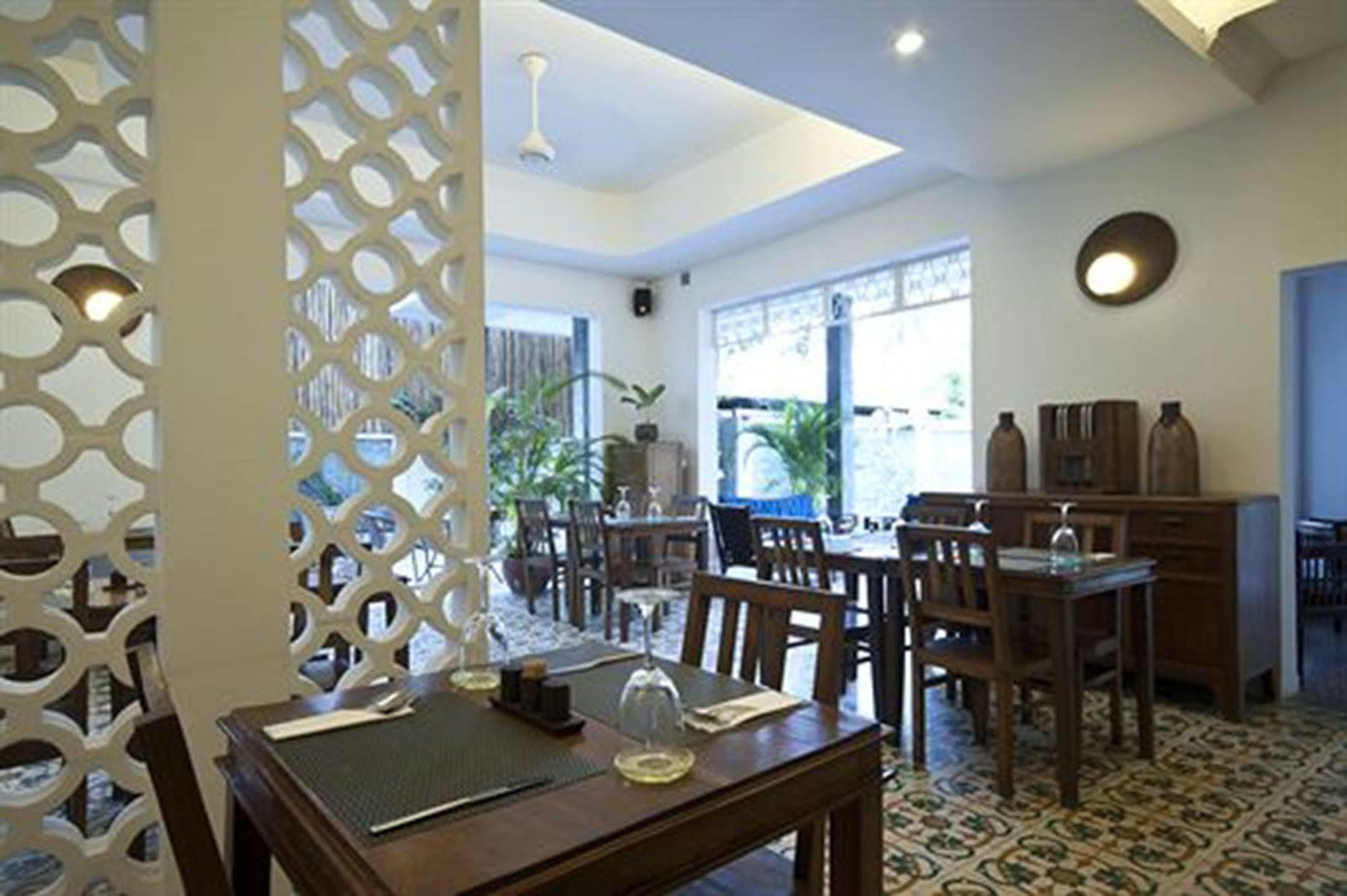 The Sangkum Hotel Phnom Penh Ngoại thất bức ảnh