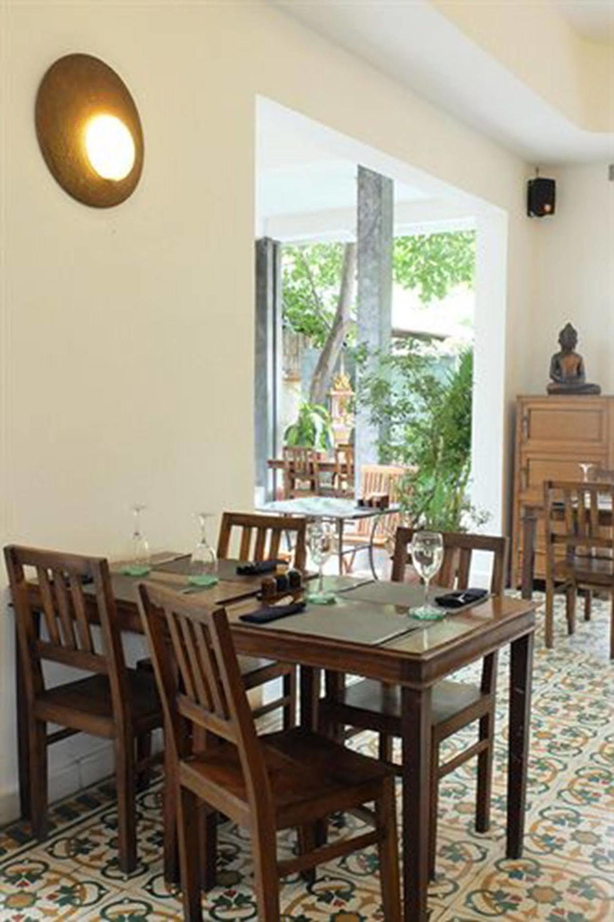 The Sangkum Hotel Phnom Penh Ngoại thất bức ảnh