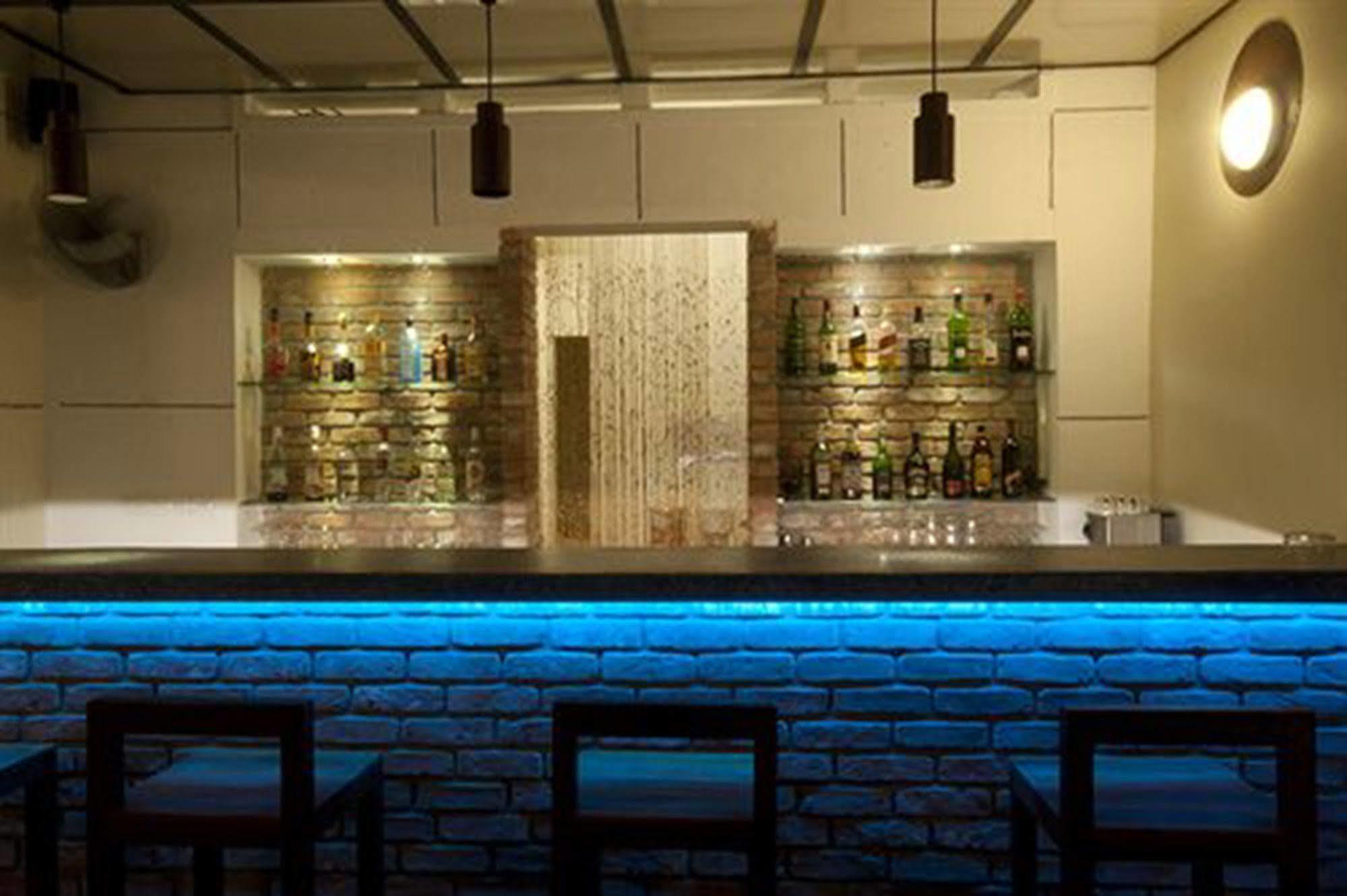 The Sangkum Hotel Phnom Penh Ngoại thất bức ảnh